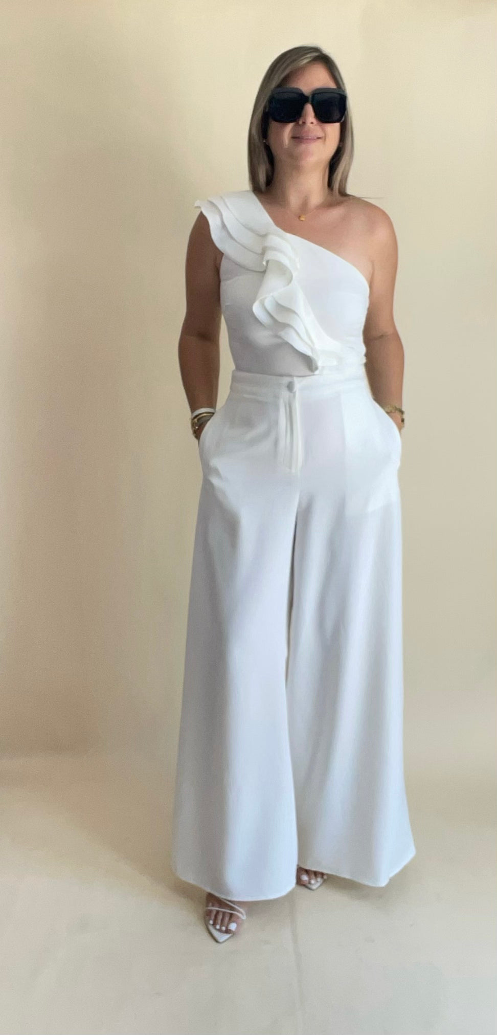 White One Shoulder Set