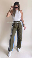 Cargar imagen en el visor de la galería, Olive track Denim Pant
