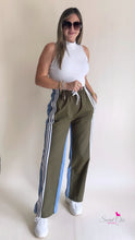 Cargar imagen en el visor de la galería, Olive track Denim Pant
